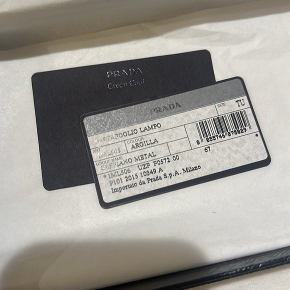 NIB Prada Saffiano Continental Wallet - Picture 9 of 9